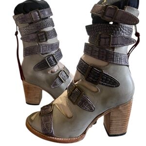 Freebird by Steven bond boots size 9